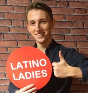 LATINO LADIES DAMIAN